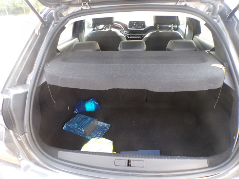 Photo 5 de l'offre de PEUGEOT 208 1.5 BLUEHDI 100CH S&S ALLURE à 17990€ chez Mézière Automobiles