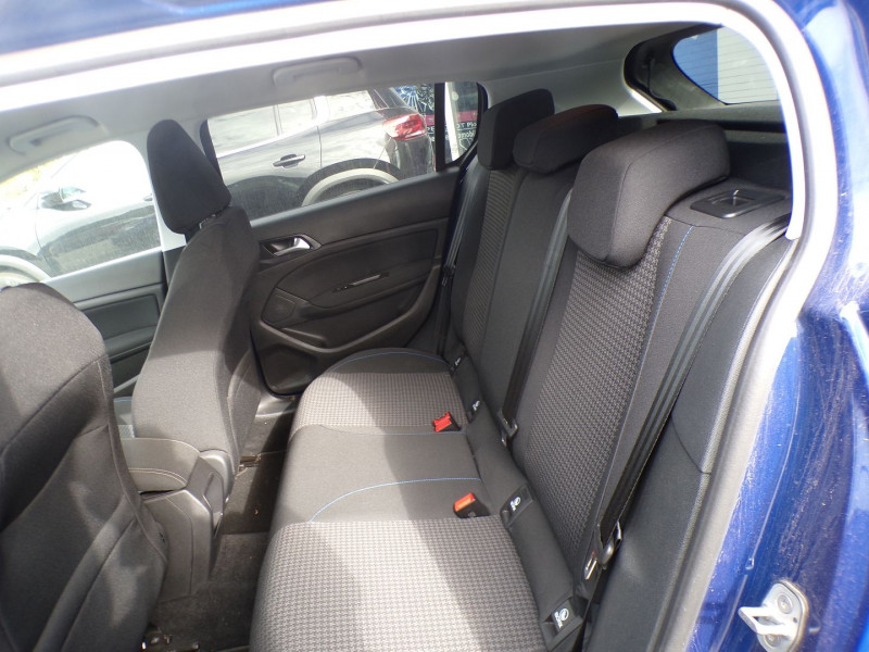 Photo 6 de l'offre de PEUGEOT 308 1.5 BLUEHDI 130CH S&S STYLE à 16990€ chez Mézière Automobiles