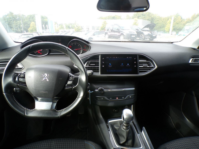 Photo 7 de l'offre de PEUGEOT 308 1.5 BLUEHDI 130CH S&S STYLE à 16990€ chez Mézière Automobiles
