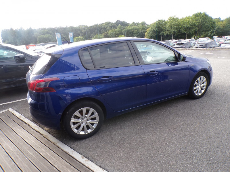 Photo 3 de l'offre de PEUGEOT 308 1.5 BLUEHDI 130CH S&S STYLE à 16990€ chez Mézière Automobiles