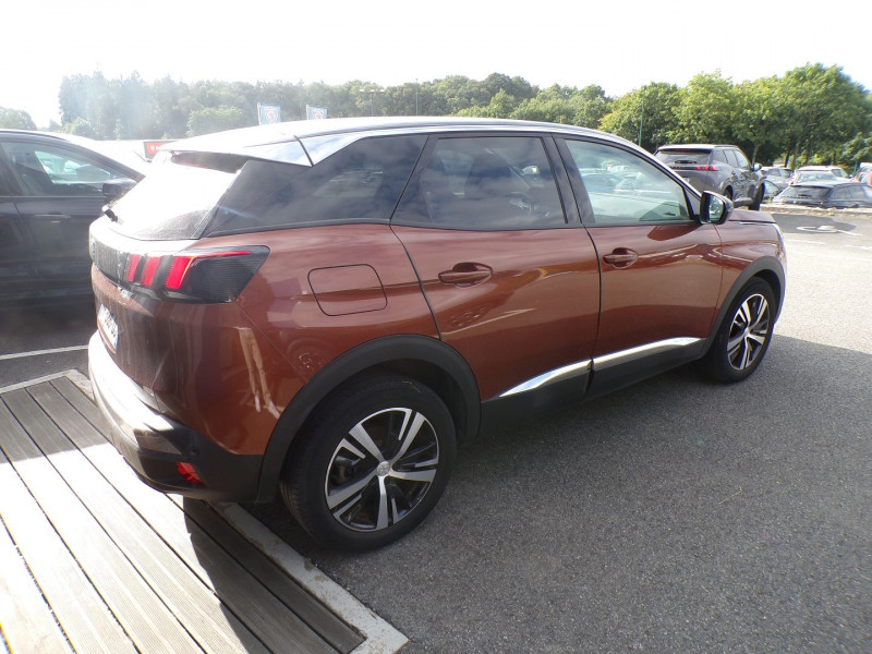 Photo 3 de l'offre de PEUGEOT 3008 1.2 PURETECH 130CH E6.C ALLURE S&S à 16990€ chez Mézière Automobiles