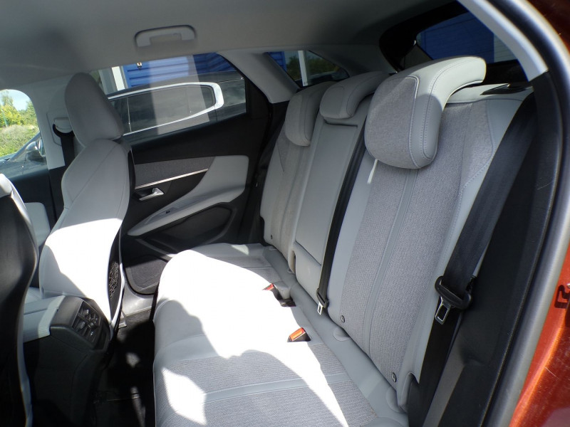 Photo 7 de l'offre de PEUGEOT 3008 1.2 PURETECH 130CH E6.C ALLURE S&S à 16990€ chez Mézière Automobiles