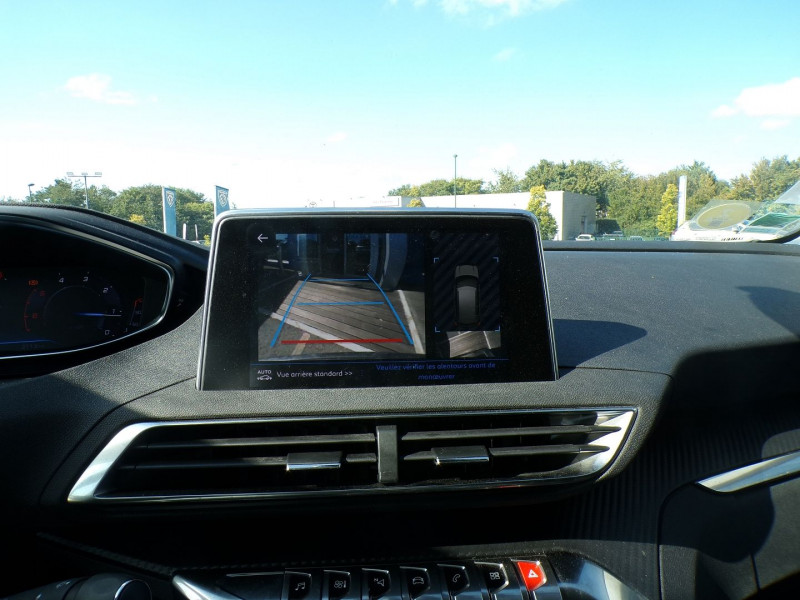 Photo 8 de l'offre de PEUGEOT 3008 1.5 BLUEHDI 130CH E6.C ALLURE S&S EAT8 à 17990€ chez Mézière Automobiles