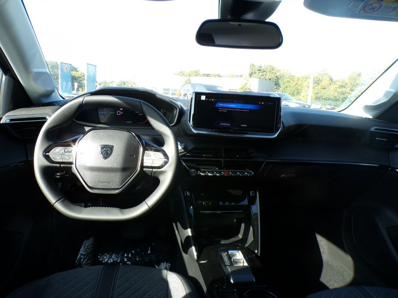 Photo 6 de l'offre de PEUGEOT 208 E-208 136CH ALLURE à 26990€ chez Mézière Automobiles