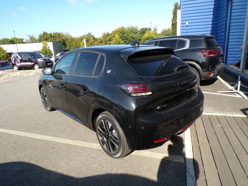 Photo 4 de l'offre de PEUGEOT 208 E-208 136CH ALLURE à 26990€ chez Mézière Automobiles