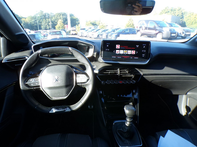 Photo 7 de l'offre de PEUGEOT 208 1.5 BLUEHDI 100CH S&S GT à 17990€ chez Mézière Automobiles