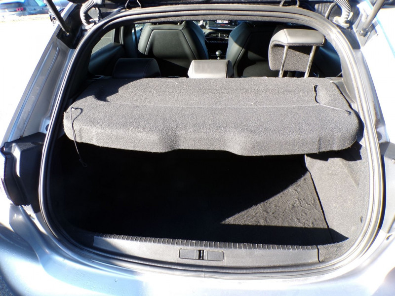 Photo 5 de l'offre de PEUGEOT 208 1.5 BLUEHDI 100CH S&S GT à 17990€ chez Mézière Automobiles