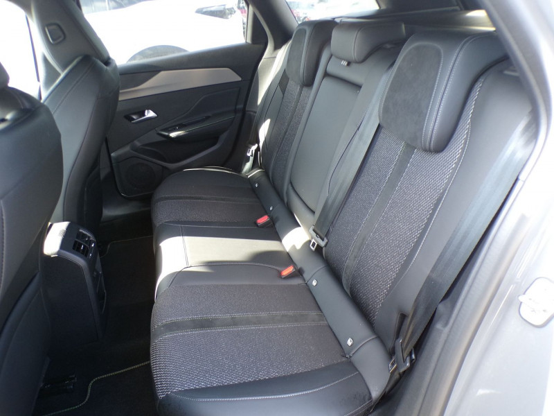 Photo 6 de l'offre de PEUGEOT 308 SW 1.5 BLUEHDI 130CH S&S GT EAT8 à 26990€ chez Mézière Automobiles