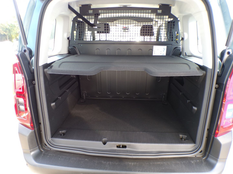Photo 5 de l'offre de CITROEN BERLINGO N1 130 MAX EAT8 à 26990€ chez Mézière Automobiles
