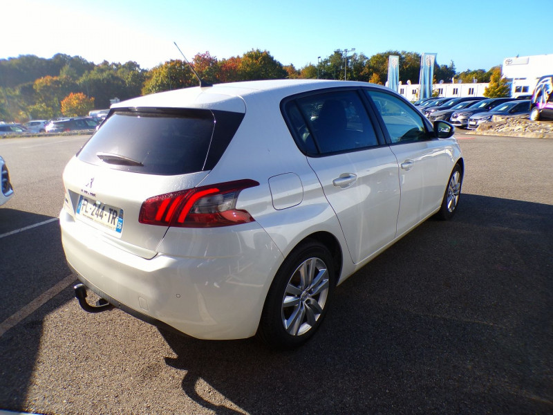 Photo 3 de l'offre de PEUGEOT 308 1.5 BLUEHDI 100CH E6.C S&S STYLE à 13490€ chez Mézière Automobiles