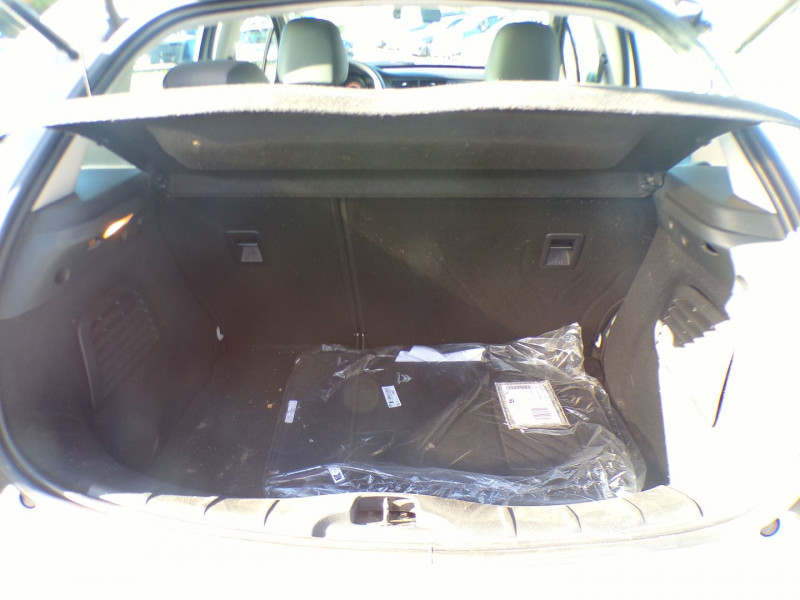 Photo 5 de l'offre de CITROEN C3 PURETECH 68 ATTRACTION à 10700€ chez Mézière Automobiles