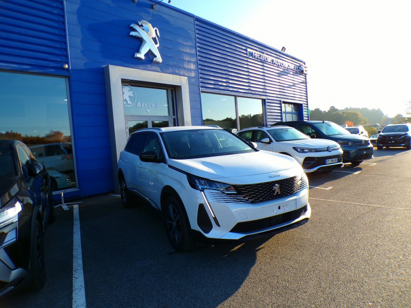 Photo 2 de l'offre de PEUGEOT 5008 1.5 BLUEHDI 130CH S&S ALLURE PACK EAT8 à 28990€ chez Mézière Automobiles