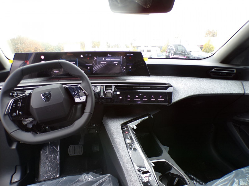 Photo 8 de l'offre de PEUGEOT 3008 1.2 HYBRID 145CH ALLURE E-DCS6 à 31990€ chez Mézière Automobiles