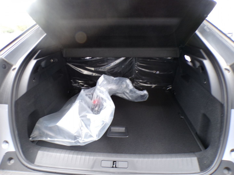 Photo 5 de l'offre de PEUGEOT 3008 1.2 HYBRID 145CH ALLURE E-DCS6 à 31990€ chez Mézière Automobiles