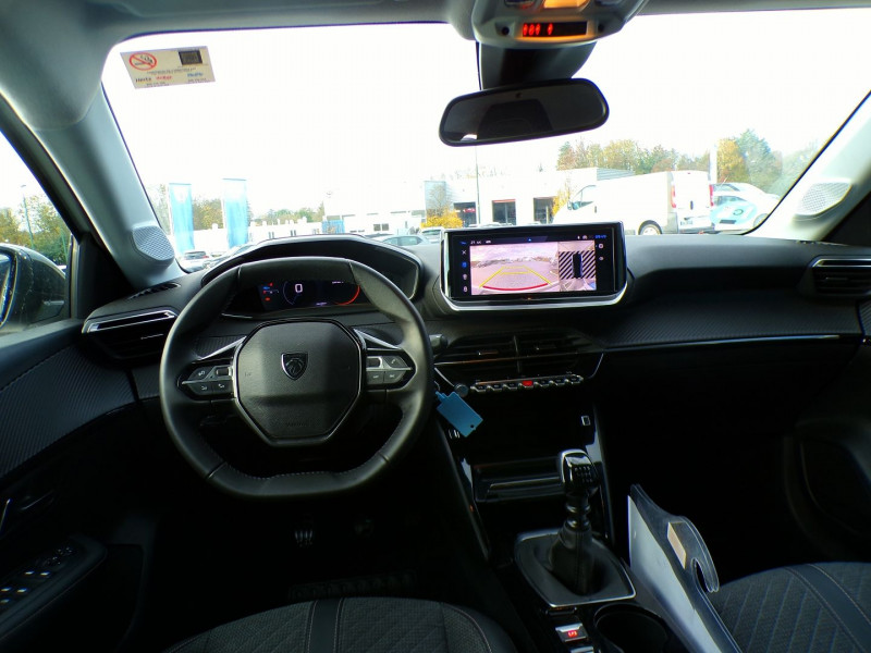 Photo 7 de l'offre de PEUGEOT 208 1.2 100CH S&S ALLURE à 17990€ chez Mézière Automobiles