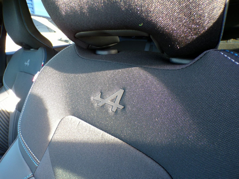 Photo 8 de l'offre de RENAULT SYMBIOZ 1.6 E-TECH FULL HYBRID 145CH ESPRIT ALPINE à 31990€ chez Mézière Automobiles