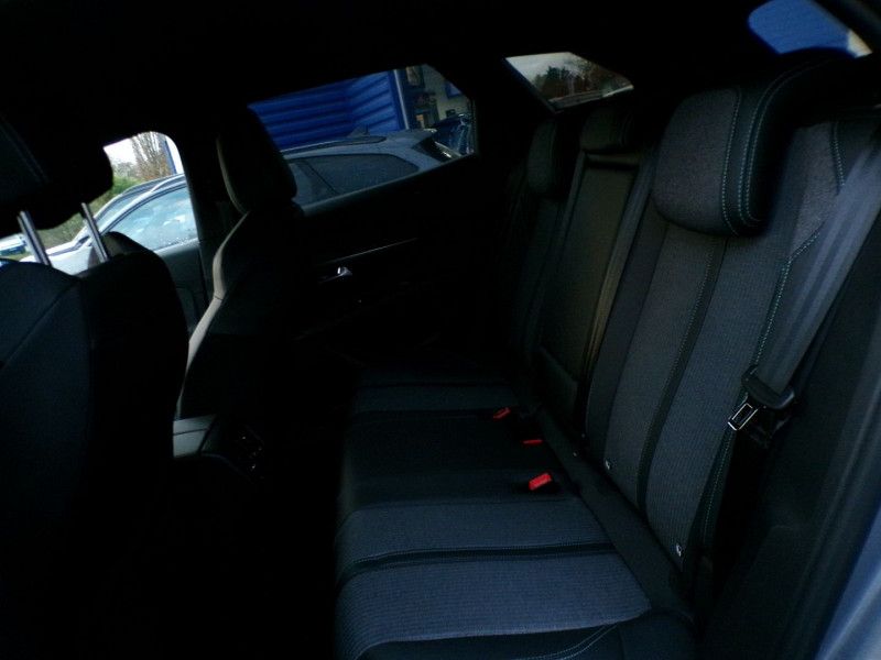 Photo 6 de l'offre de PEUGEOT 3008 1.5 BLUEHDI 130CH S&S ALLURE PACK EAT8 à 28990€ chez Mézière Automobiles