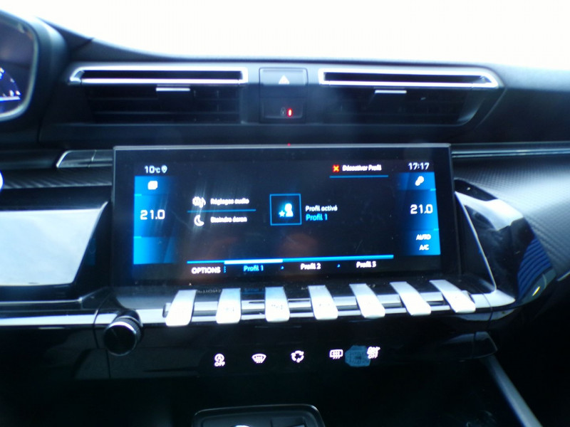 Photo 8 de l'offre de PEUGEOT 508 SW BLUEHDI 130CH S&S ALLURE PACK EAT8 à 22990€ chez Mézière Automobiles