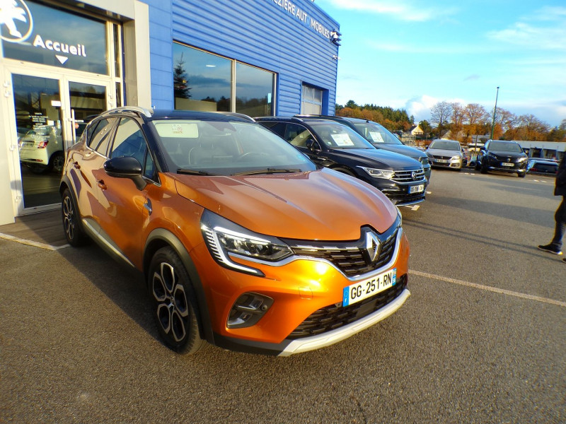 Photo 2 de l'offre de RENAULT CAPTUR II 1.6 E-TECH HYBRIDE RECHARGEABLE 160CH INTENS -21 à 22990€ chez Mézière Automobiles