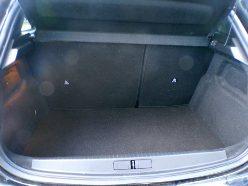 Photo 5 de l'offre de PEUGEOT 208 1.5 BLUEHDI 100CH S&S ALLURE PACK à 16990€ chez Mézière Automobiles