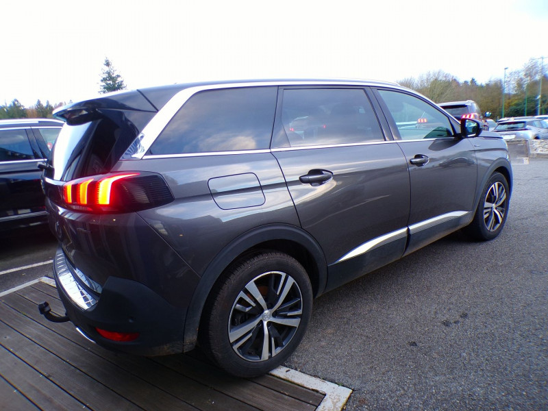 Photo 3 de l'offre de PEUGEOT 5008 1.5 BLUEHDI 130CH E6.C GT LINE S&S à 17990€ chez Mézière Automobiles