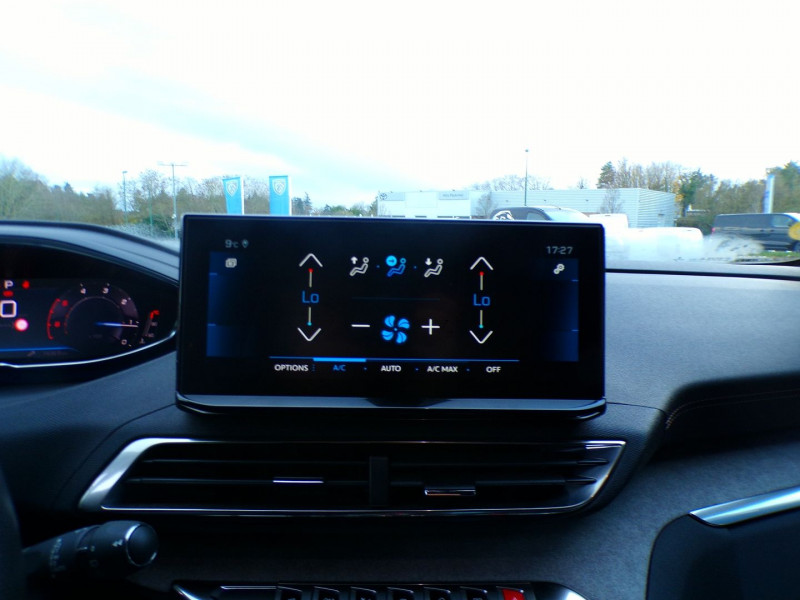 Photo 6 de l'offre de PEUGEOT 3008 1.5 BLUEHDI 130CH S&S GT EAT8 à 25990€ chez Mézière Automobiles