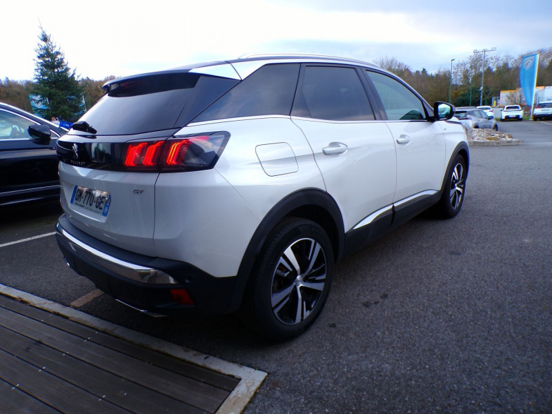 Photo 3 de l'offre de PEUGEOT 3008 1.5 BLUEHDI 130CH S&S GT EAT8 à 25990€ chez Mézière Automobiles