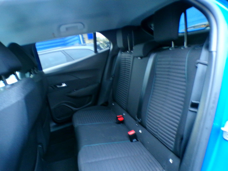 Photo 6 de l'offre de PEUGEOT 2008 1.2 PURETECH 100CH S&S STYLE à 14990€ chez Mézière Automobiles