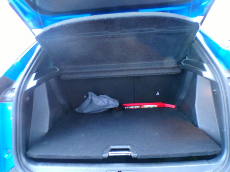 Photo 5 de l'offre de PEUGEOT 2008 1.2 PURETECH 100CH S&S STYLE à 14990€ chez Mézière Automobiles