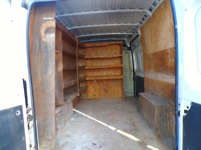 Photo 5 de l'offre de PEUGEOT BOXER FG 330 L2H2 2.0 BLUEHDI 130 S&S PREMIUM PACK à 13990€ chez Mézière Automobiles