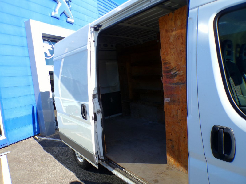 Photo 6 de l'offre de PEUGEOT BOXER FG 330 L2H2 2.0 BLUEHDI 130 S&S PREMIUM PACK à 13990€ chez Mézière Automobiles