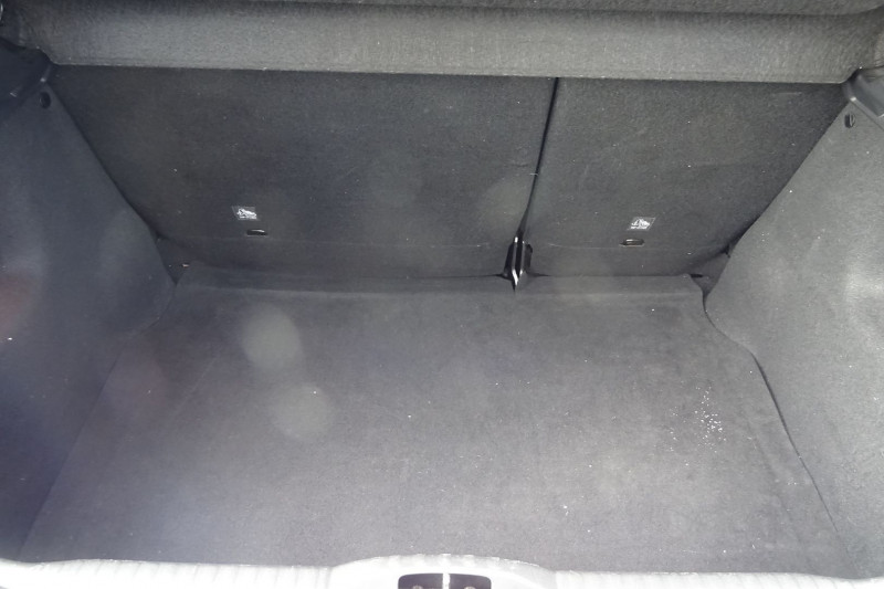 Photo 5 de l'offre de CITROEN C3 PURETECH 82CH FEEL BUSINESS 105G à 12490€ chez Mézière Automobiles