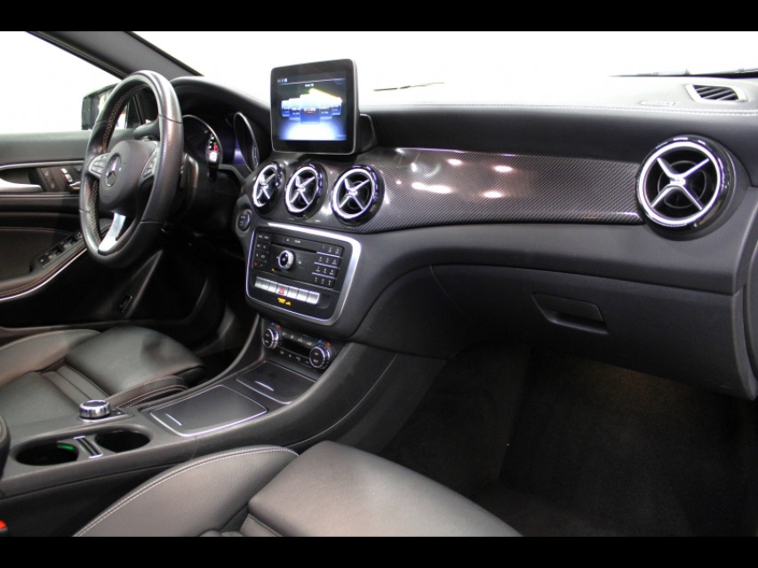 Mercedes-Benz GLA occasion en vente à Trappes