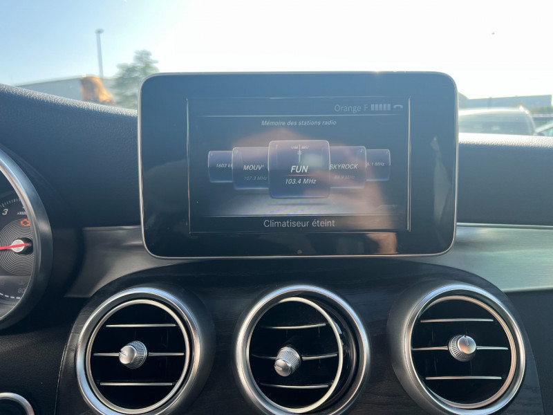 Photo 12 de l'offre de MERCEDES-BENZ CLASSE C COUPE (C205) 250 211CH FASCINATION 7G-TRONIC PLUS à 22990€ chez Sevestre Automobiles Nantes