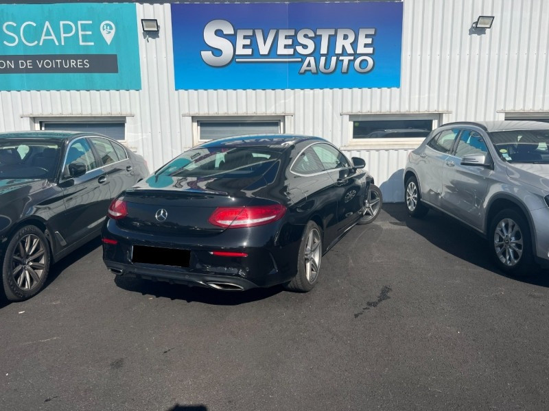 Photo 3 de l'offre de MERCEDES-BENZ CLASSE C COUPE (C205) 250 211CH FASCINATION 7G-TRONIC PLUS à 22990€ chez Sevestre Automobiles Nantes