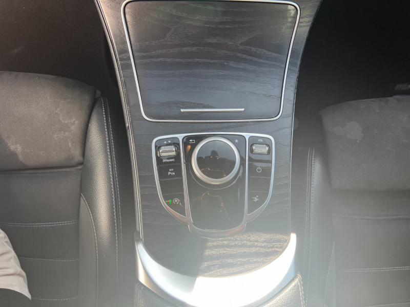 Photo 17 de l'offre de MERCEDES-BENZ CLASSE C COUPE (C205) 250 211CH FASCINATION 7G-TRONIC PLUS à 22990€ chez Sevestre Automobiles Nantes