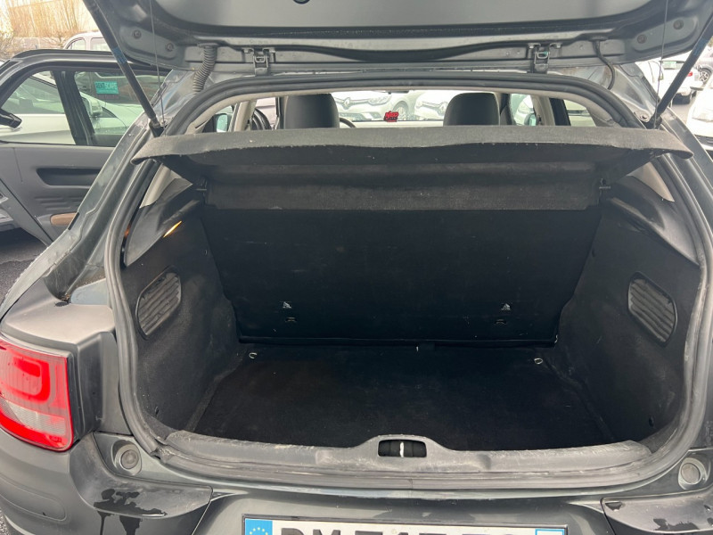 Photo 7 de l'offre de CITROEN C4 CACTUS PURETECH 82 SHINE à 8490€ chez Sevestre Automobiles Nantes