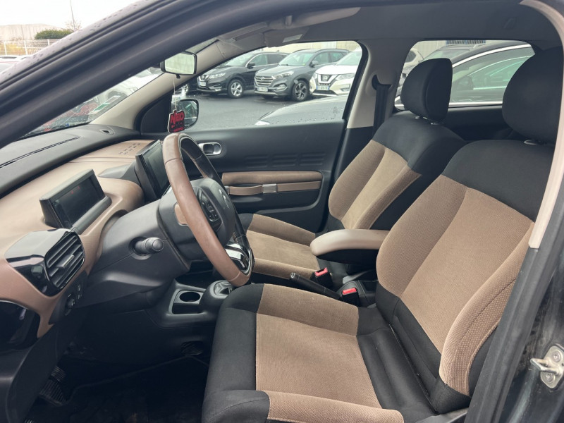 Photo 5 de l'offre de CITROEN C4 CACTUS PURETECH 82 SHINE à 8490€ chez Sevestre Automobiles Nantes