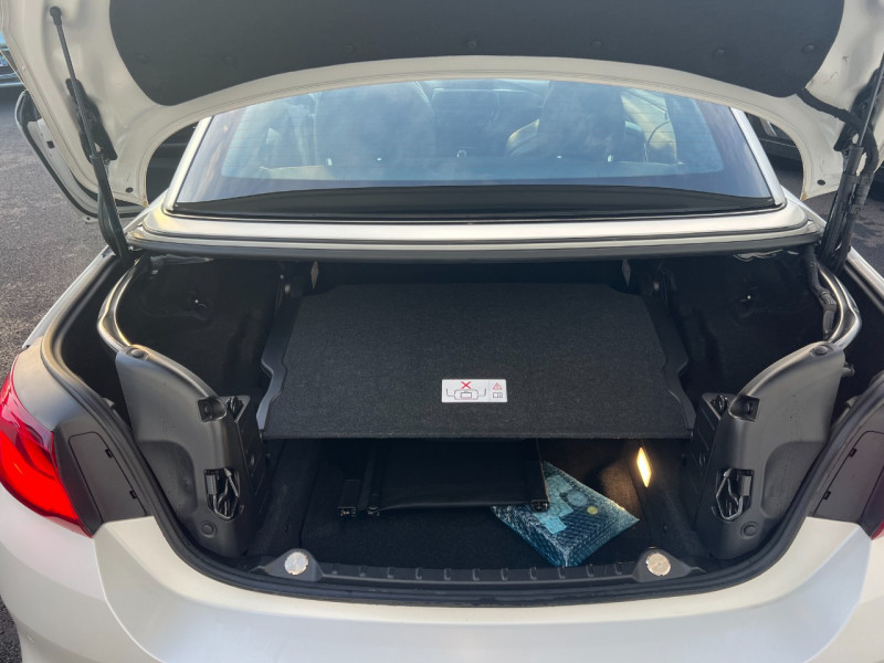 Photo 9 de l'offre de BMW M4 CABRIOLET (F83) M4 450CH PACK COMPETITION DKG ENTRETIEN COMPLET BMW à 58990€ chez Sevestre Automobiles Nantes