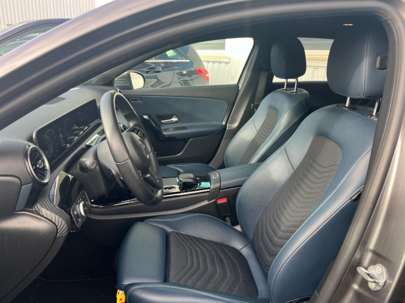 Photo 5 de l'offre de MERCEDES-BENZ CLASSE A BERLINE 180 D 116CH STYLE LINE 7G-DCT à 23990€ chez Sevestre Automobiles Nantes