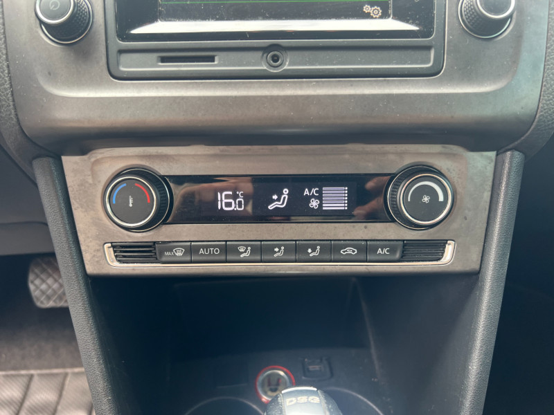 Photo 13 de l'offre de VOLKSWAGEN POLO 1.2 TSI 110CH BLUEMOTION TECHNOLOGY R LINE 5P à 13490€ chez Sevestre Automobiles Nantes