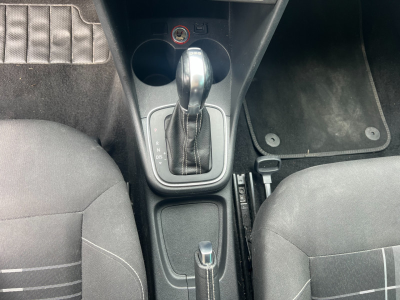 Photo 14 de l'offre de VOLKSWAGEN POLO 1.2 TSI 110CH BLUEMOTION TECHNOLOGY R LINE 5P à 13490€ chez Sevestre Automobiles Nantes