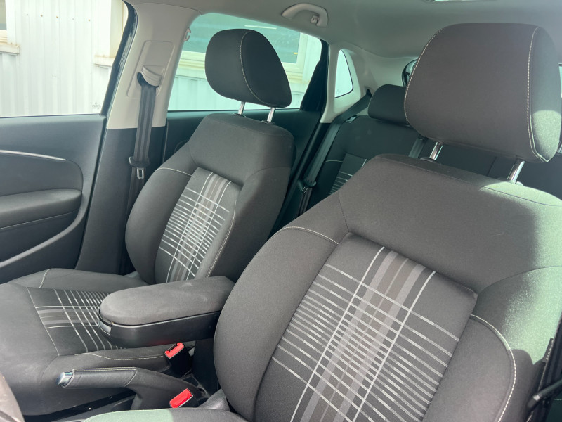 Photo 15 de l'offre de VOLKSWAGEN POLO 1.2 TSI 110CH BLUEMOTION TECHNOLOGY R LINE 5P à 13490€ chez Sevestre Automobiles Nantes