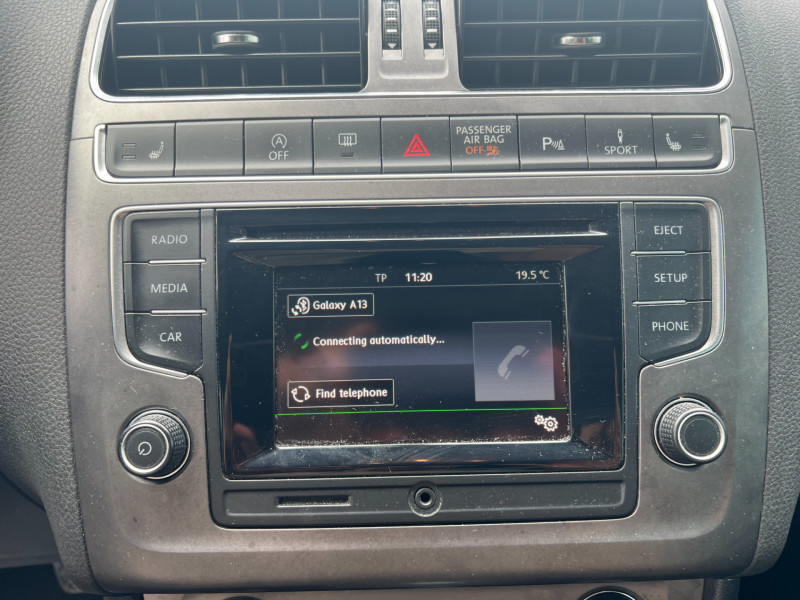 Photo 12 de l'offre de VOLKSWAGEN POLO 1.2 TSI 110CH BLUEMOTION TECHNOLOGY R LINE 5P à 13490€ chez Sevestre Automobiles Nantes