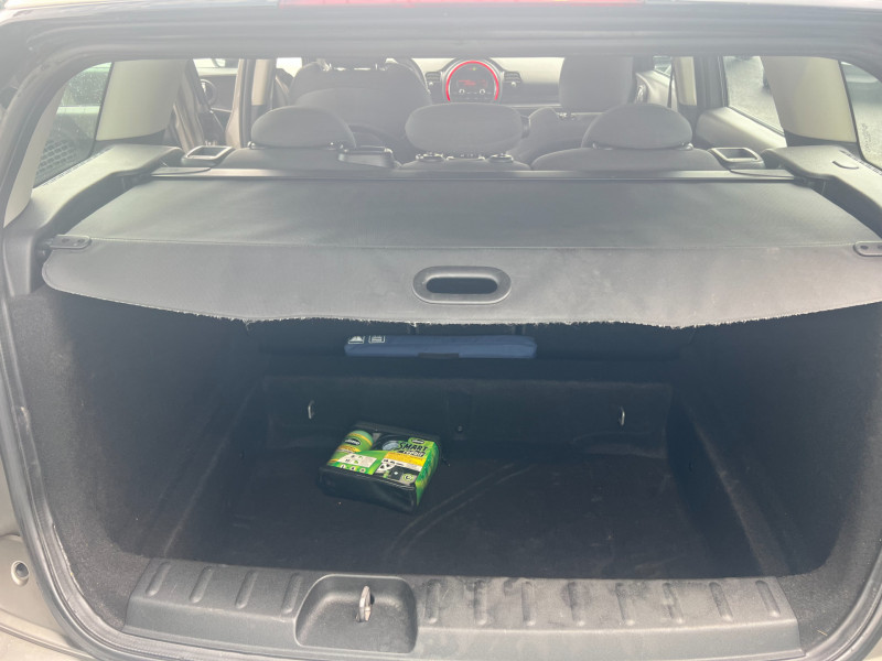 Photo 7 de l'offre de MINI CLUBMAN COOPER D 150CH à 12990€ chez Sevestre Automobiles Nantes