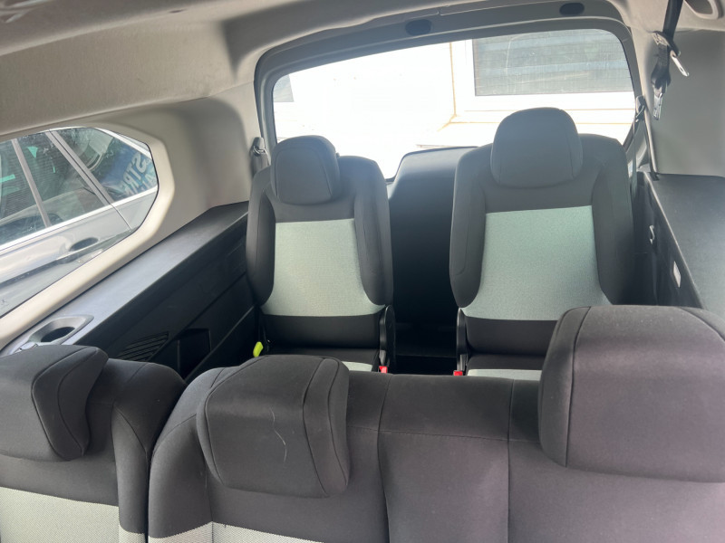 Photo 7 de l'offre de CITROEN BERLINGO XL BLUEHDI 100CH LIVE à 18990€ chez Sevestre Automobiles Nantes