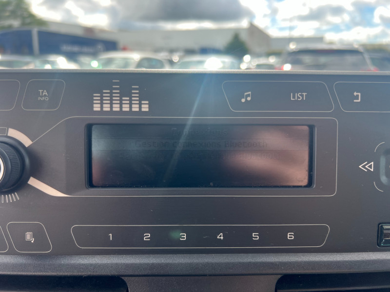 Photo 12 de l'offre de CITROEN BERLINGO XL BLUEHDI 100CH LIVE à 18990€ chez Sevestre Automobiles Nantes