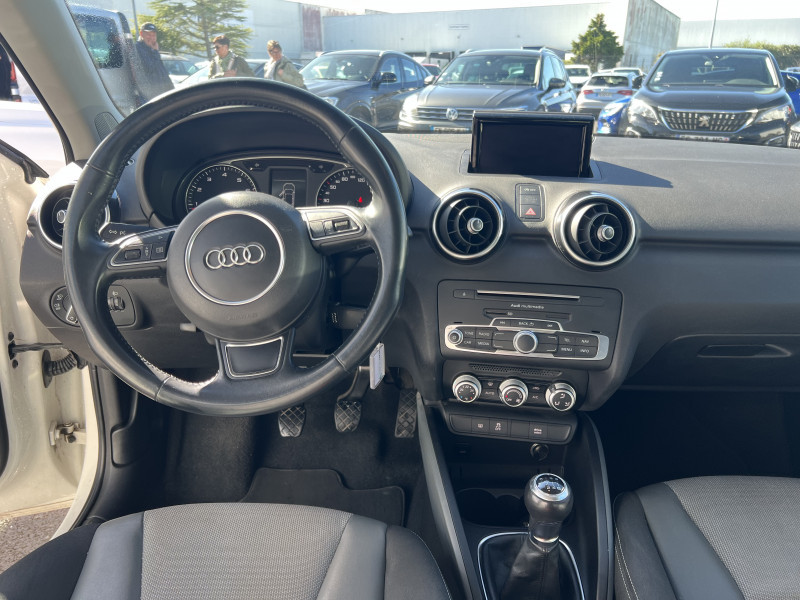 Photo 8 de l'offre de AUDI A1 1.4 TFSI 150CH COD AMBITION à 12990€ chez Sevestre Automobiles Nantes