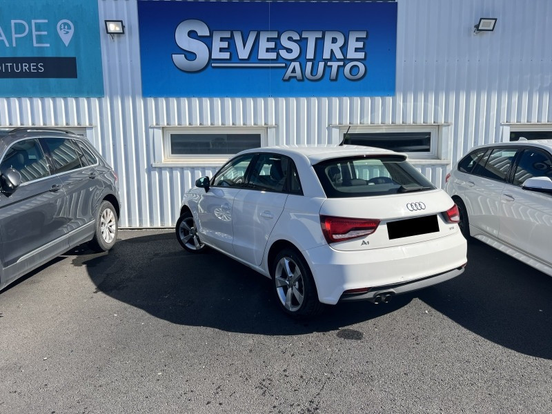 Photo 4 de l'offre de AUDI A1 1.4 TFSI 150CH COD AMBITION à 12990€ chez Sevestre Automobiles Nantes