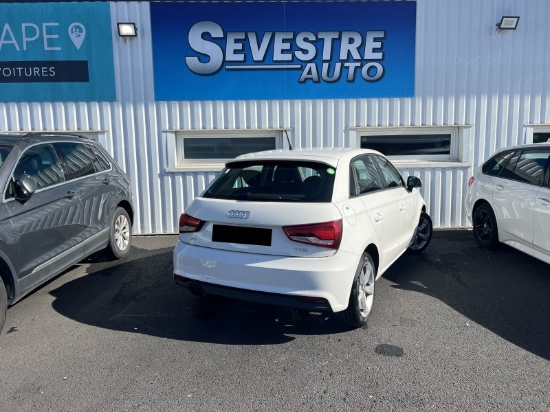 Photo 3 de l'offre de AUDI A1 1.4 TFSI 150CH COD AMBITION à 12990€ chez Sevestre Automobiles Nantes